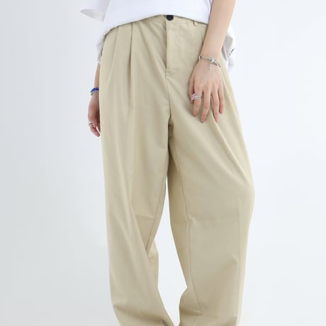 One Tuck Wide Slacks