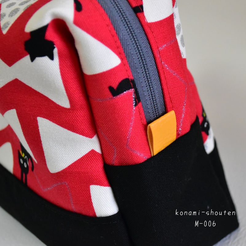 リボン黒猫ポーチ | こなみ商店's STORE