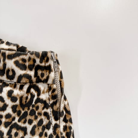 Nelia Skirt / the new society