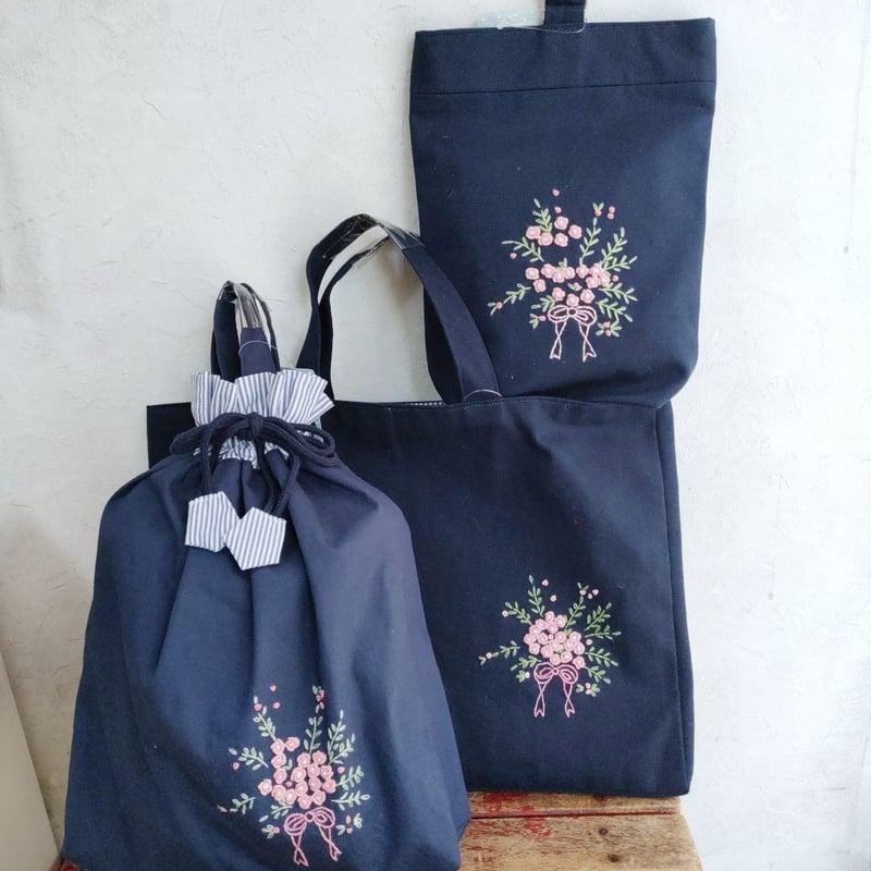 1/2 ねこまま　手刺繍　ローズ　レッスンバッグ　上履き入れ　他　ブルー 入園入学グッズ | レッスンバッグ 【 レース・刺繍 】 幼稚園