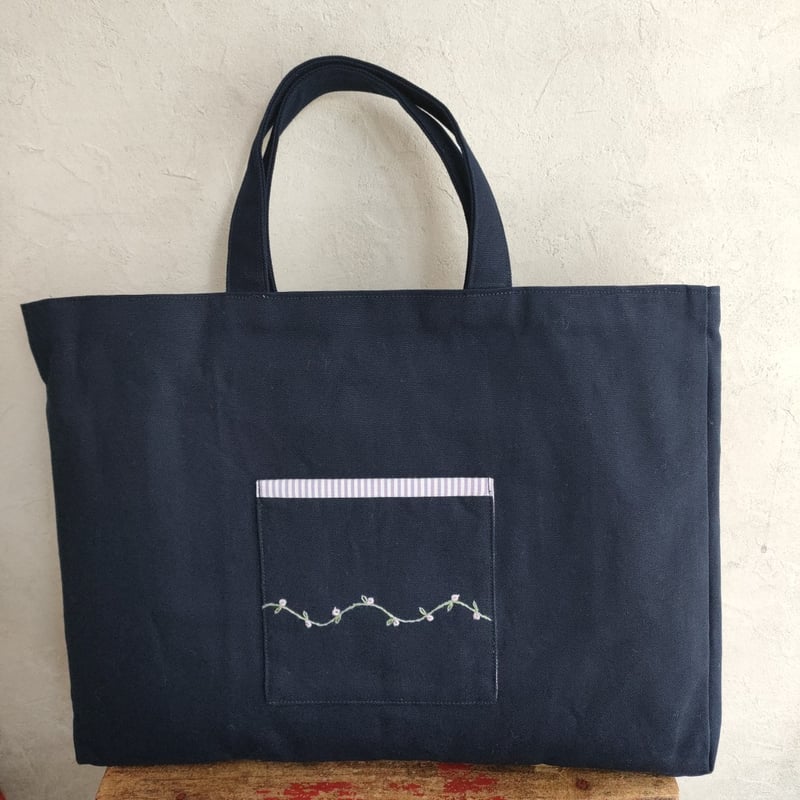全国送料無料ギフト 手刺繍レッスンバッグ ローズブーケ | 入学・入園のハンドメイド 手提げ・レッスンバッグ・入園グッズ