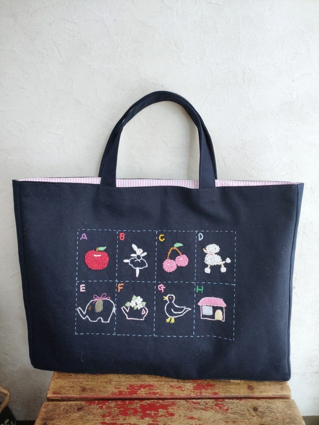 手刺繍レッスンバッグ ABC女の子8ワード | 入学・入園のハンドメイド