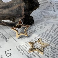 ゴールドスターピアス