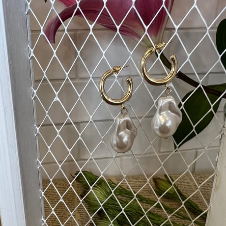 バロックパールピアス