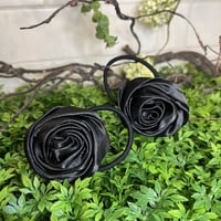 サテンローズゴム