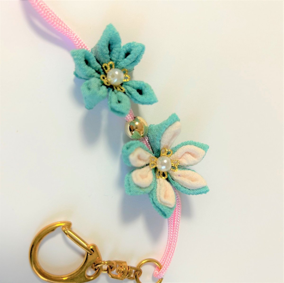 お決まりです。バックチャーム『花野』＊ポリマークレイ けだるい