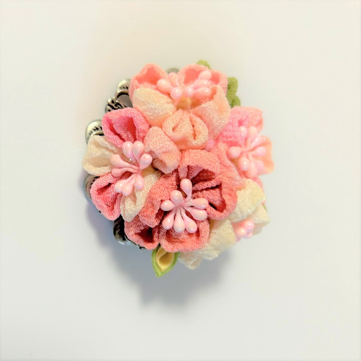 つまみ細工 桜の花ブローチ 2way （桜とパールの2wayコサージュ 