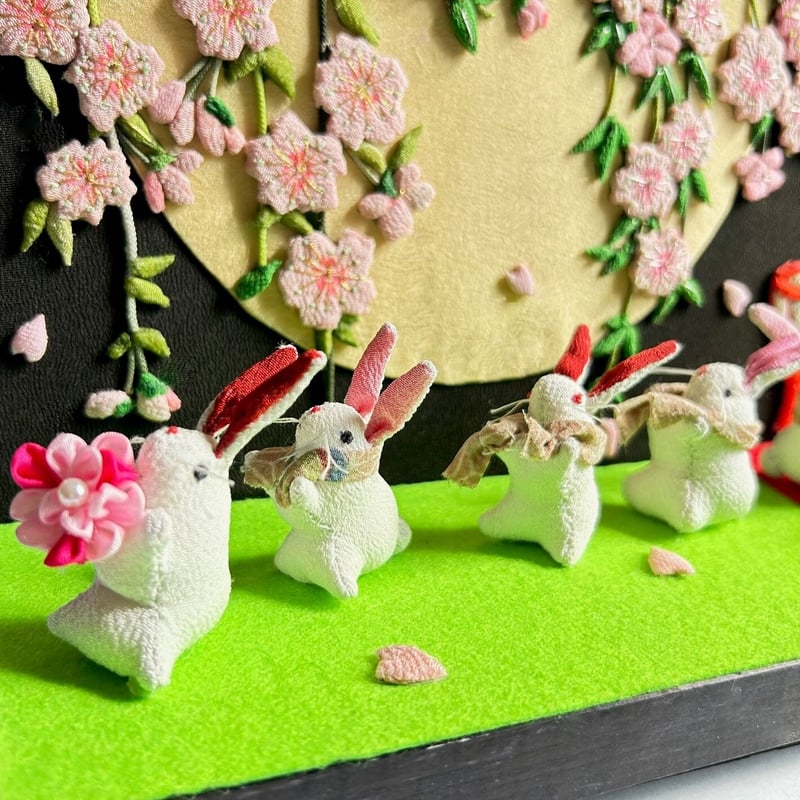 桜飾り つまみ細工 お花見うさぎ2025 季節飾り 桜うさぎ置き物