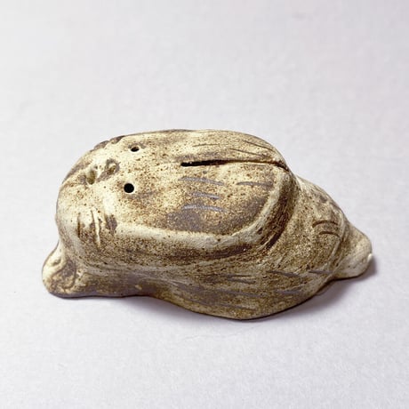 陶製立体作品「うさぎ」no.1