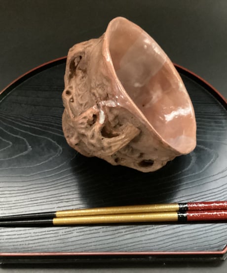 縄文・火焔型お茶碗　 12㎝×470ｇ　手作り陶器製。