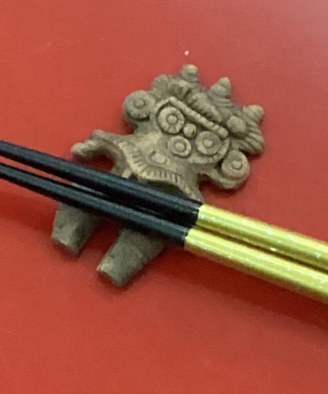 みみずく土偶 箸置き 　5㎝