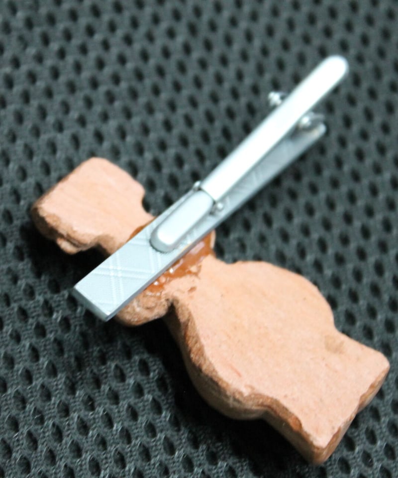 縄文のビーナスネクタイピン 5㎝ 陶器製 | 縄文ギャラリー「JOMON」 一