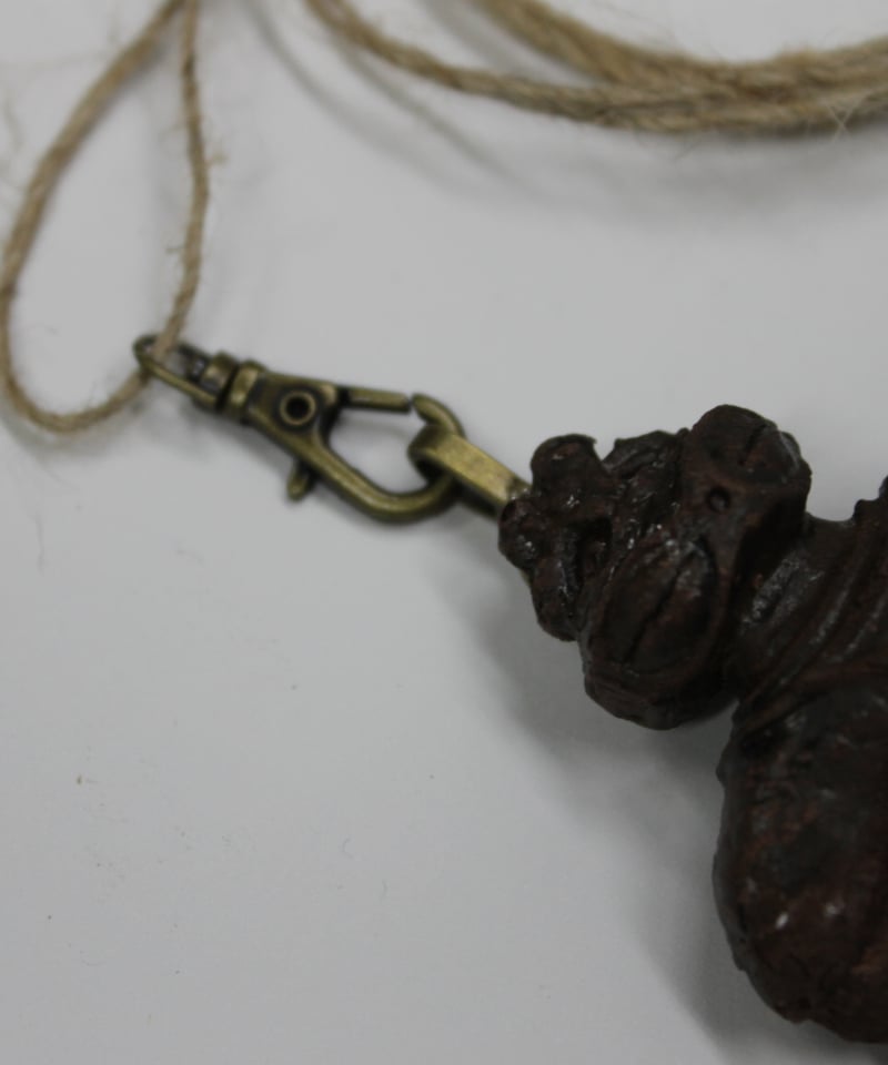【手づくり陶器】土偶（五体）他一点 遮光器土偶ブローチ 5㎝ 回転式金具付 陶器製 | 縄文ギャラリー