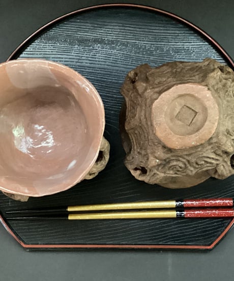 縄文・火焔型お茶碗　2個セット　 12㎝×470ｇ　手作り陶器製。