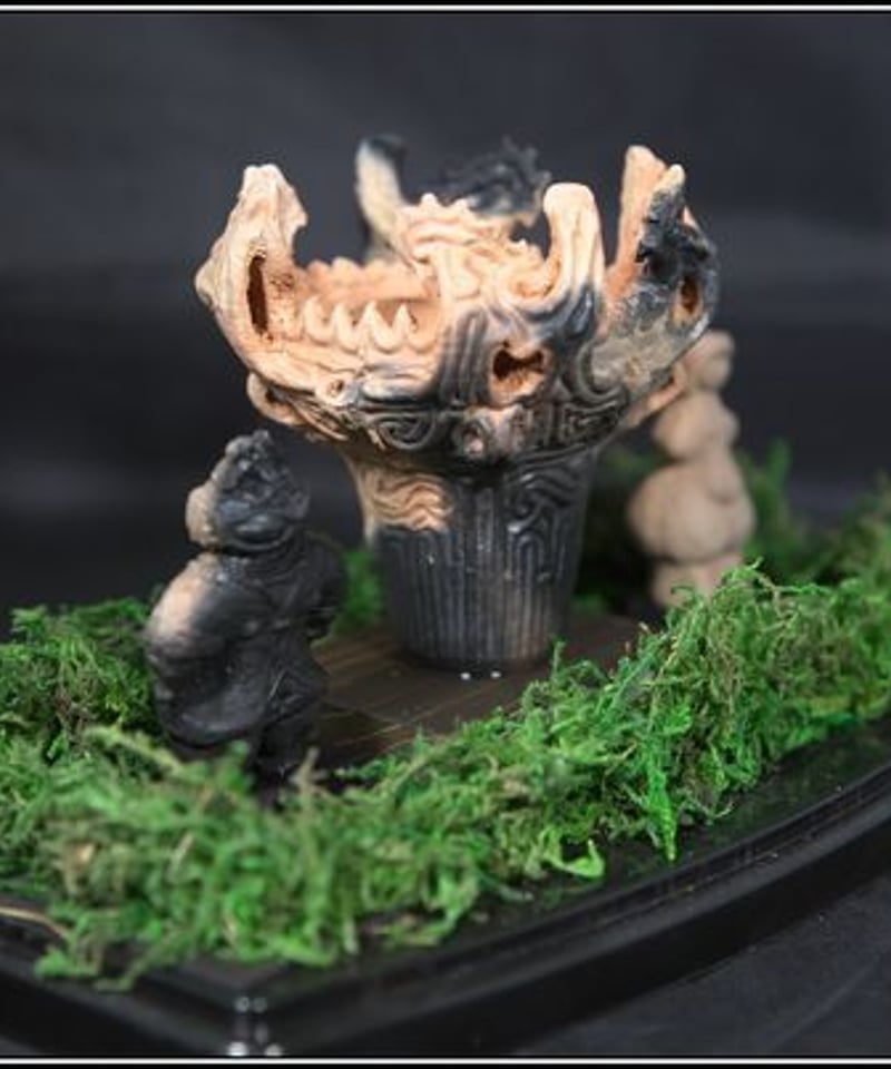 縄文博物館（大）火焔土器 9㎝ 台座1㎝ 遮光器土偶5㎝ 縄文のビーナス