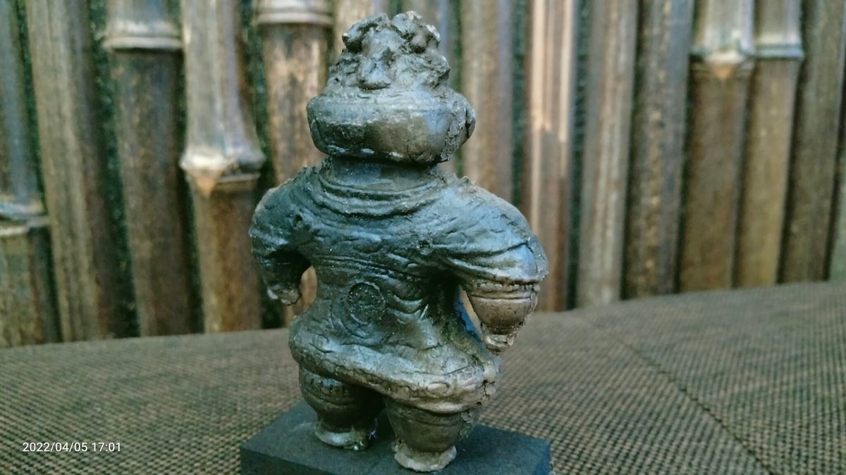縄文土器　レプリカ⑤ 遮光器土偶レプリカ 5㎝ (台座0.5㎝) | 縄文ギャラリー「JOMON」 火焔