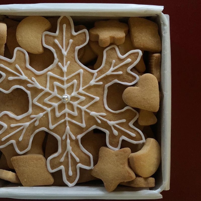 クッキーページ BONJOUR KUCHIBUEのクリスマスクッキー缶 クリスマスパッケージ