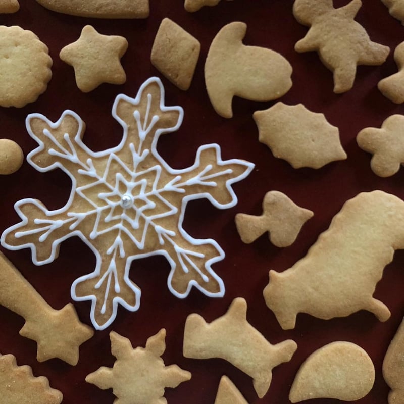 クッキーページ BONJOUR KUCHIBUEのクリスマスクッキー缶 クリスマスパッケージ