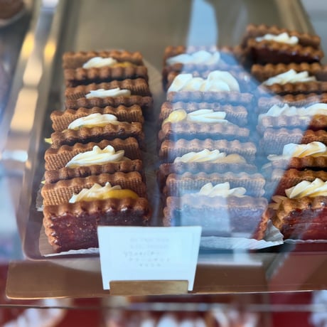 BONJOUR KUCHIBUE リリコイバタークッキーサンド