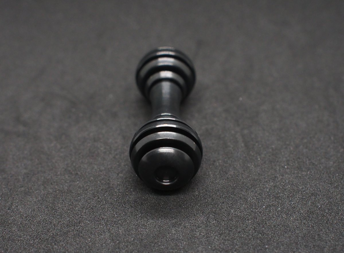 Knucklebone Small titanium Honeybone “Shinobi”