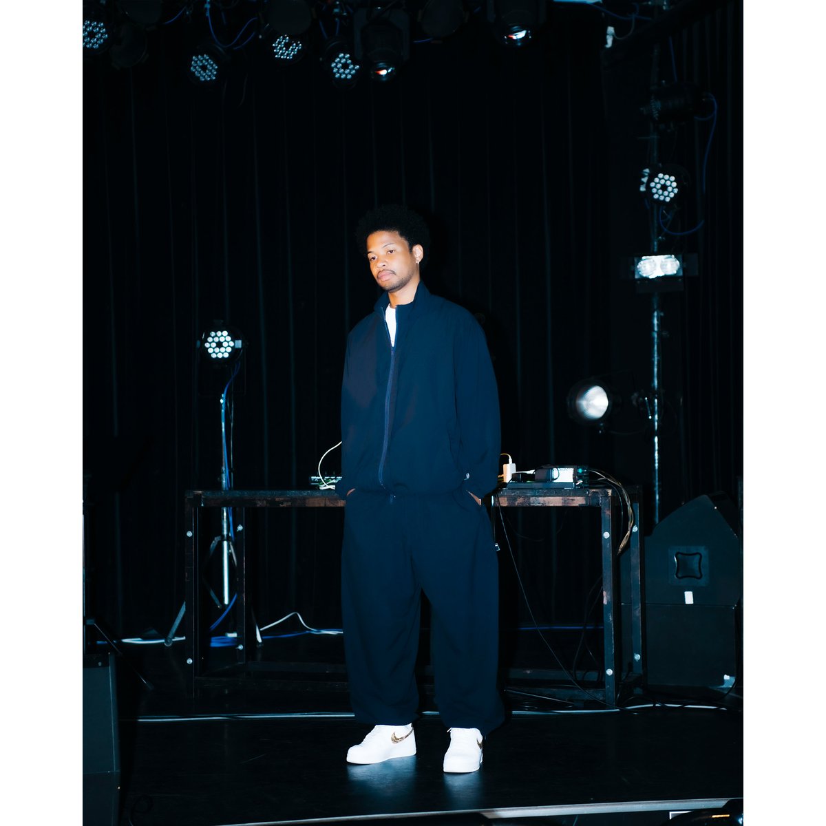 BROCHURE Detachable Blouson | HuberStore