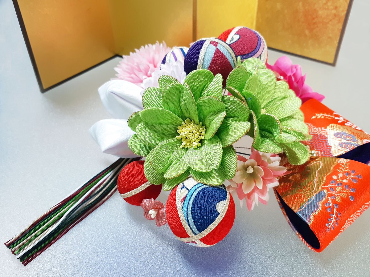 プリザ紫陽花とちりめん玉とリボンの髪飾り 卒業式 成人式 和装髪飾り 水引 黒 プリザ紫陽花とちりめん玉とリボンの髪飾り 卒業式 成人式 和装