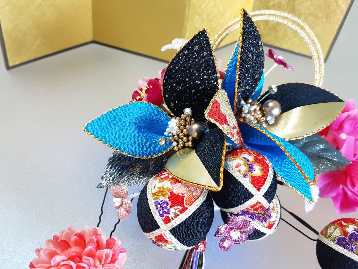 ちりめん和玉とプリザ紫陽花とチュールの髪飾り 成人式 卒業式 和装 ちりめん和玉とプリザ紫陽花とチュールの髪飾り 成人式 卒業式 和装