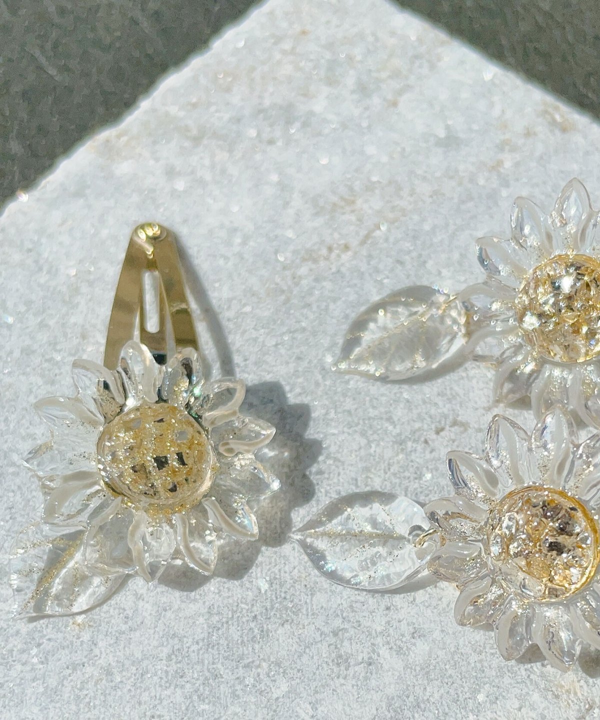 ママとお揃い♡クリア向日葵のパッチンピン | Signet Handmade