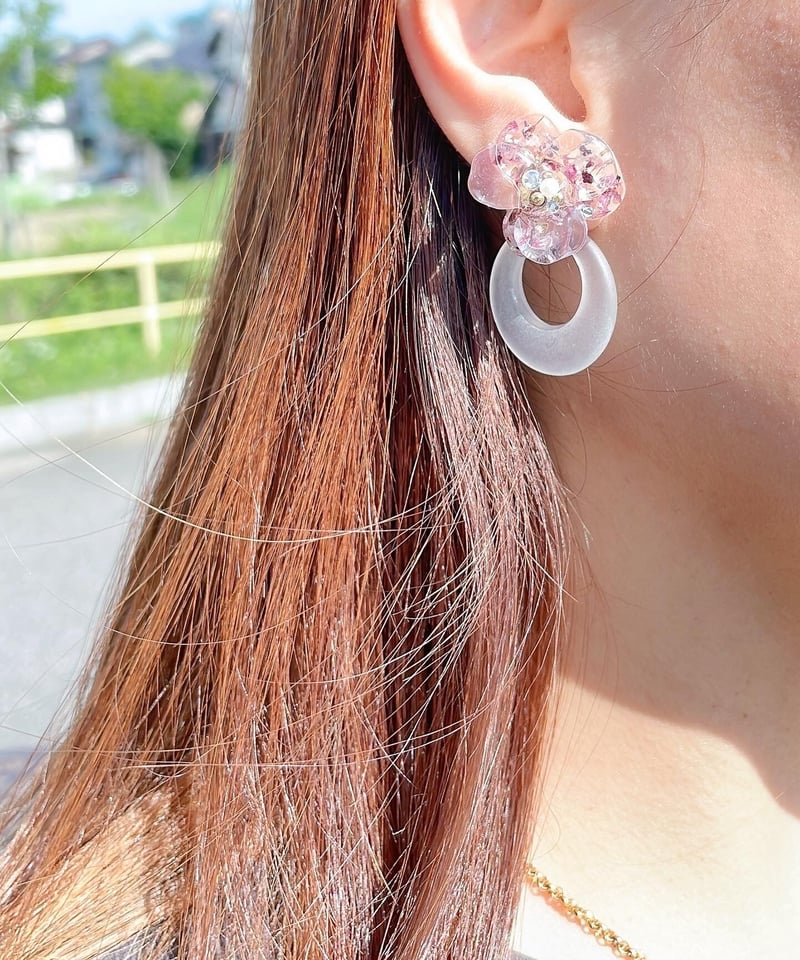 ドライフラワーの2Wayキラキラクリアピアス | Signet Handmade