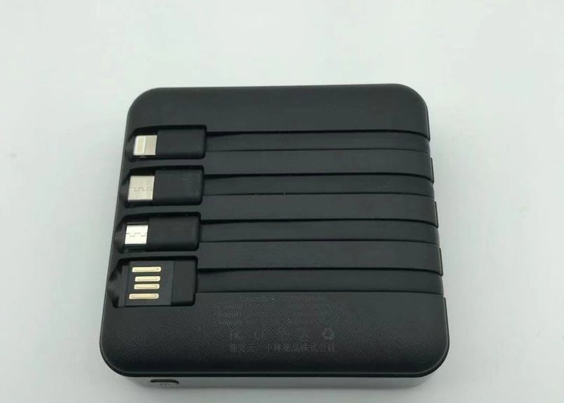 DEAD OR ALIVE　モバイルバッテリー　集合 モバイルバッテリー 機内持ち込みOK 最安値挑戦 大人気商品
