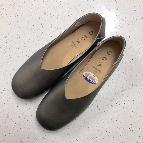 LA8800日本製ペタンコパンプス