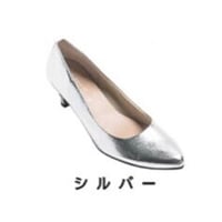日本製5.5cmヒールパンプス シルバー
