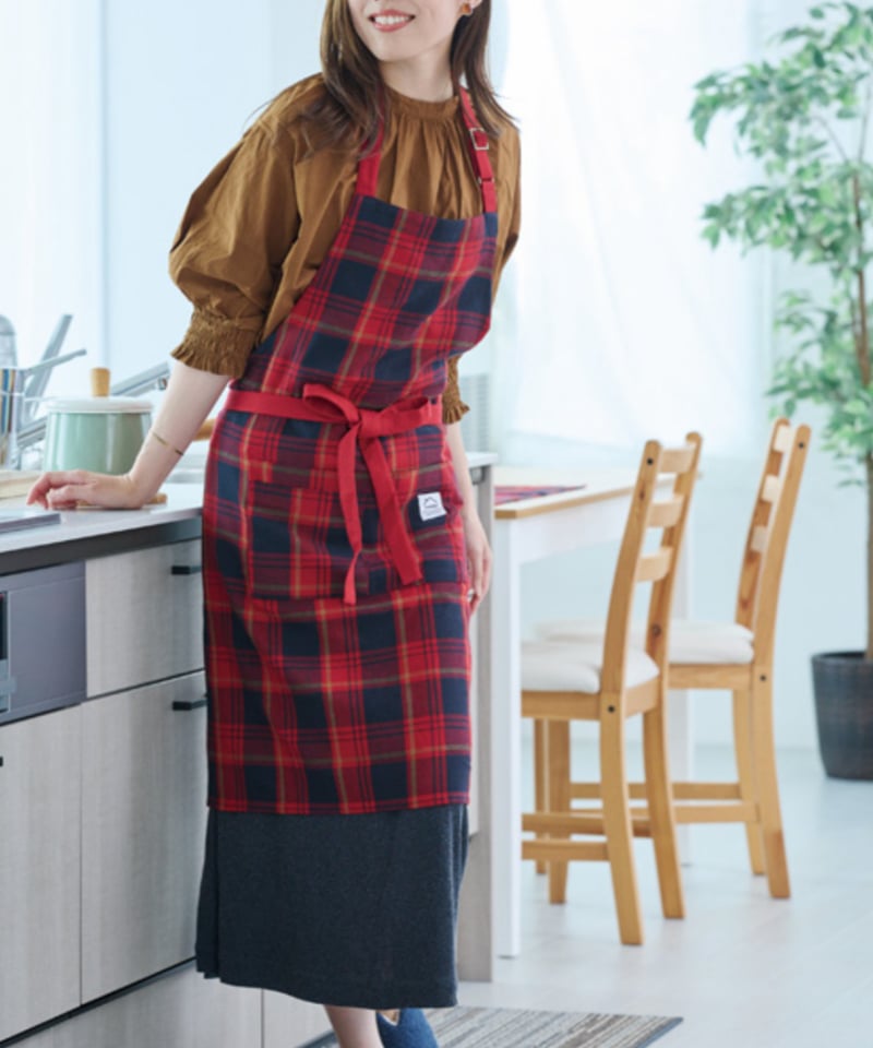 Clovelly Apron Red/Beige エプロン チェック柄 人気 送料無料 可愛い