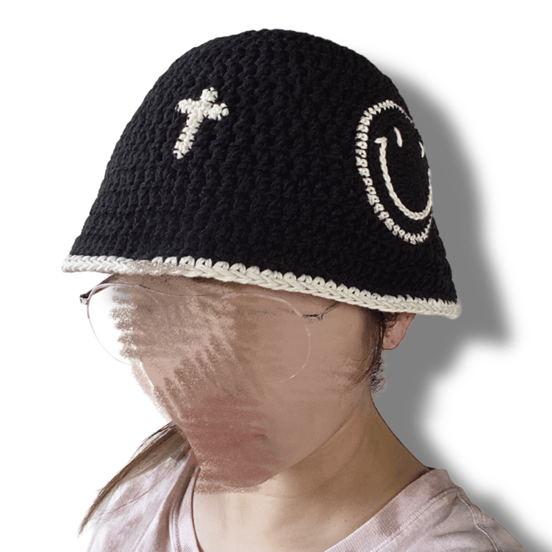 SMILEY CRUSHER HAT COTTON CROCHET | MESS NEEDLES