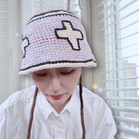 YUMEKAWA COLOR CROSS MOTIF COTTON BUCKET HAT