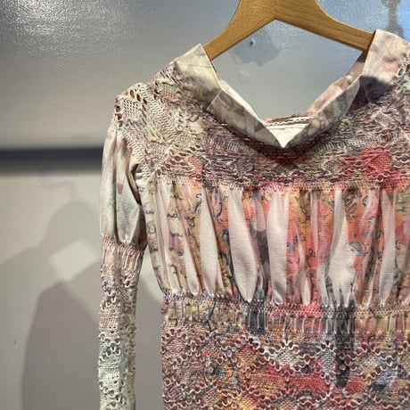 Grunge design tops