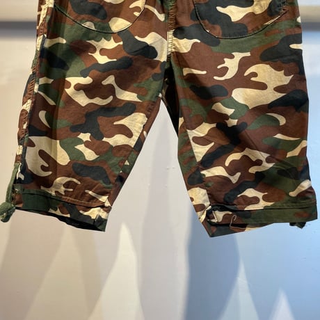 Law rise camouflage shorts