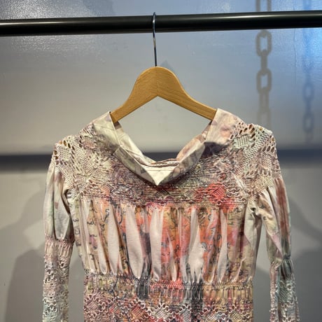 Grunge design tops