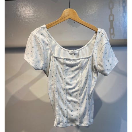 Floral pattern tops