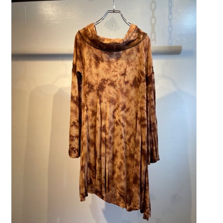 Grunge tie-dye design long tops