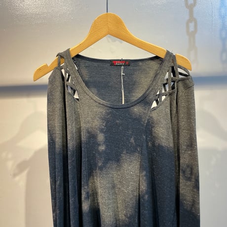 Grunge design tops