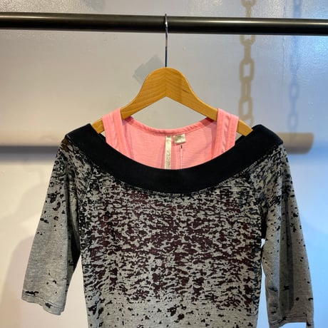 off shoulder layered design tops