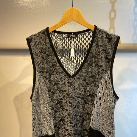 Grunge lace irregular hem long tops