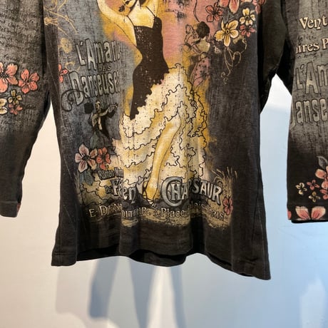 Y2K design tops