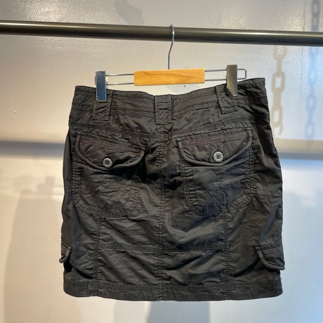 Y2K design mini skirt