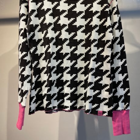 Victoria's Secret design thermal tops