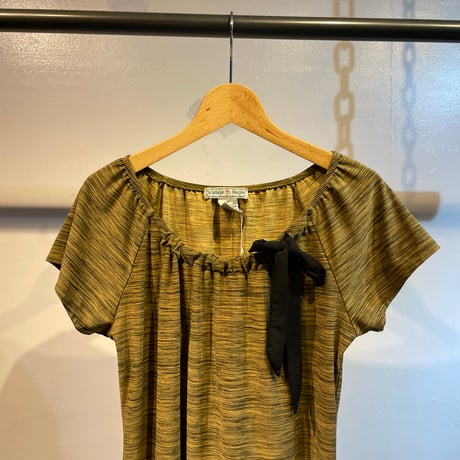 ribbon design tops