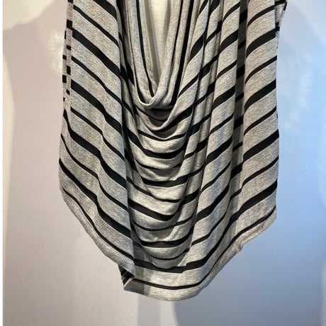 Border layered design tops