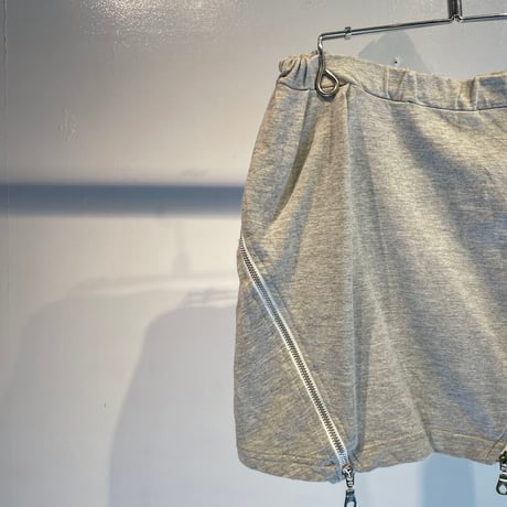 Euro zip design mini skirt