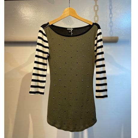 star studs and border tops